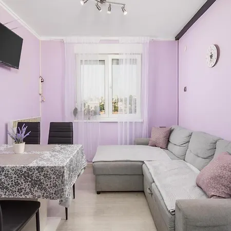 Filipo Apartment